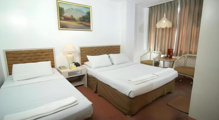 Hotel Supreme Baguio City Exterior photo